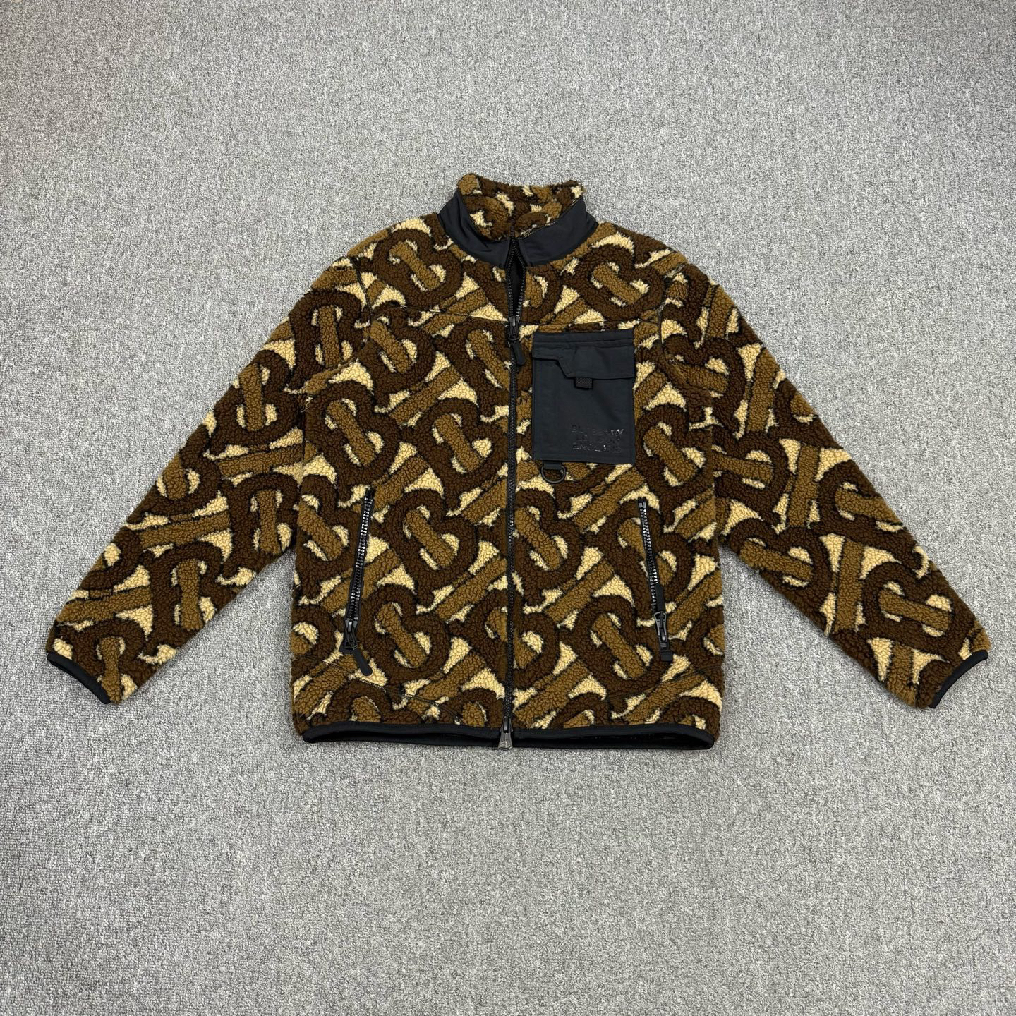 99新 BURBERRY/博柏利 16892535 巴宝莉 满印TB泰迪外套 48码99新