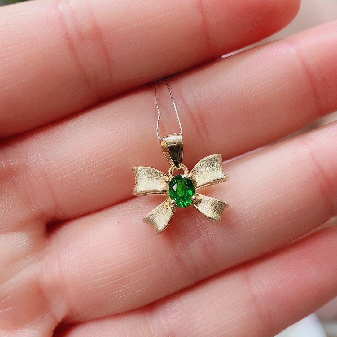 银S925镶嵌透辉石吊坠