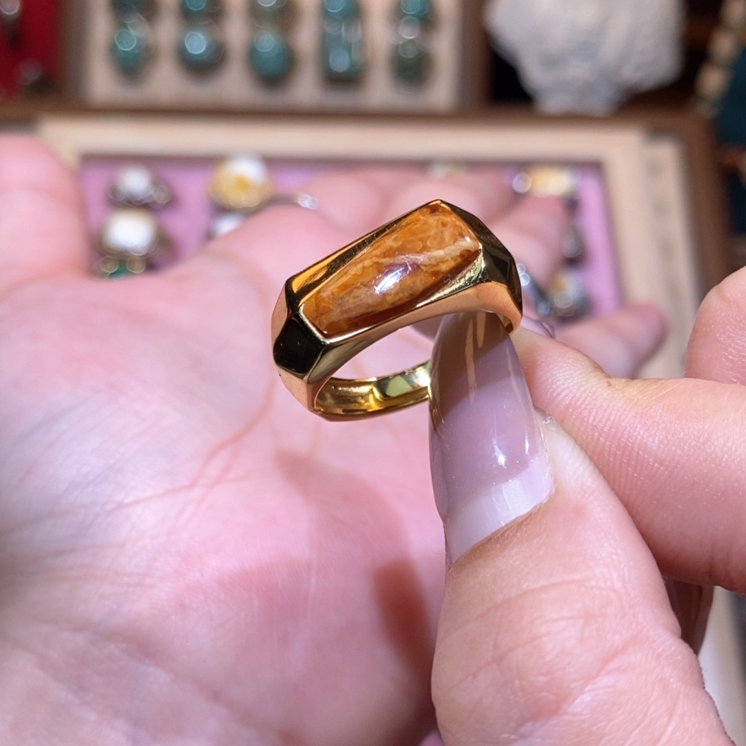 琥珀戒指银S925镀金镶嵌戒指