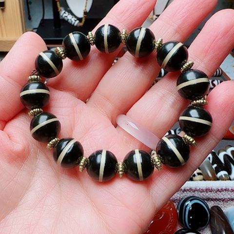 未镶嵌玛瑙/玉髓珠宝半成品