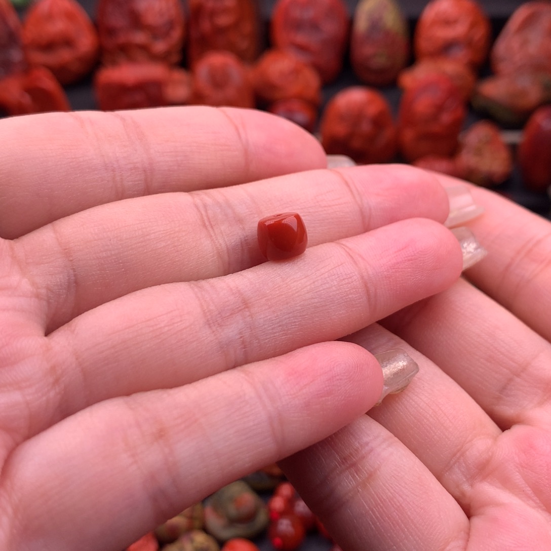 南红玛瑙南红川料直切单珠7.4mm未镶嵌