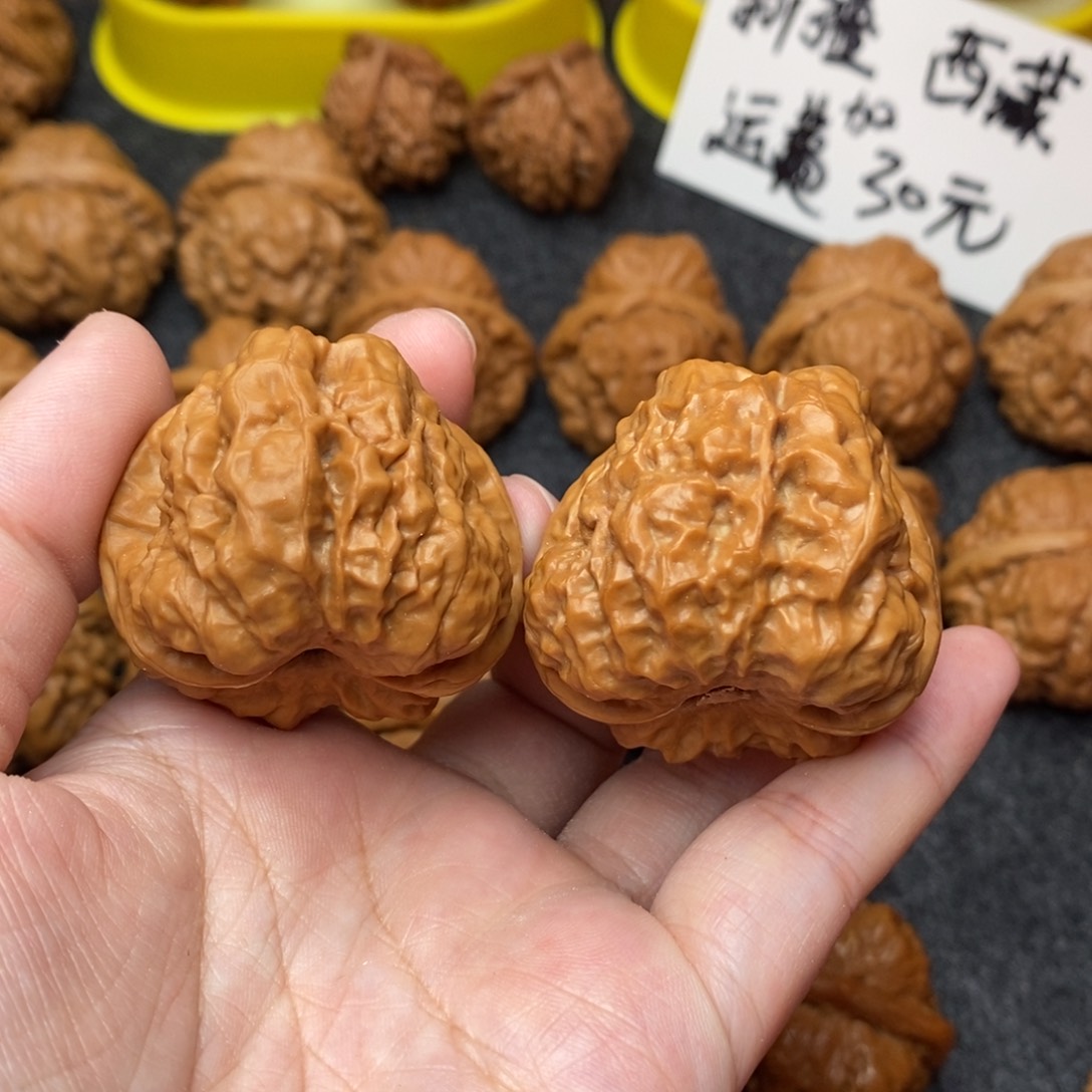 文玩核桃把件哈嘛40