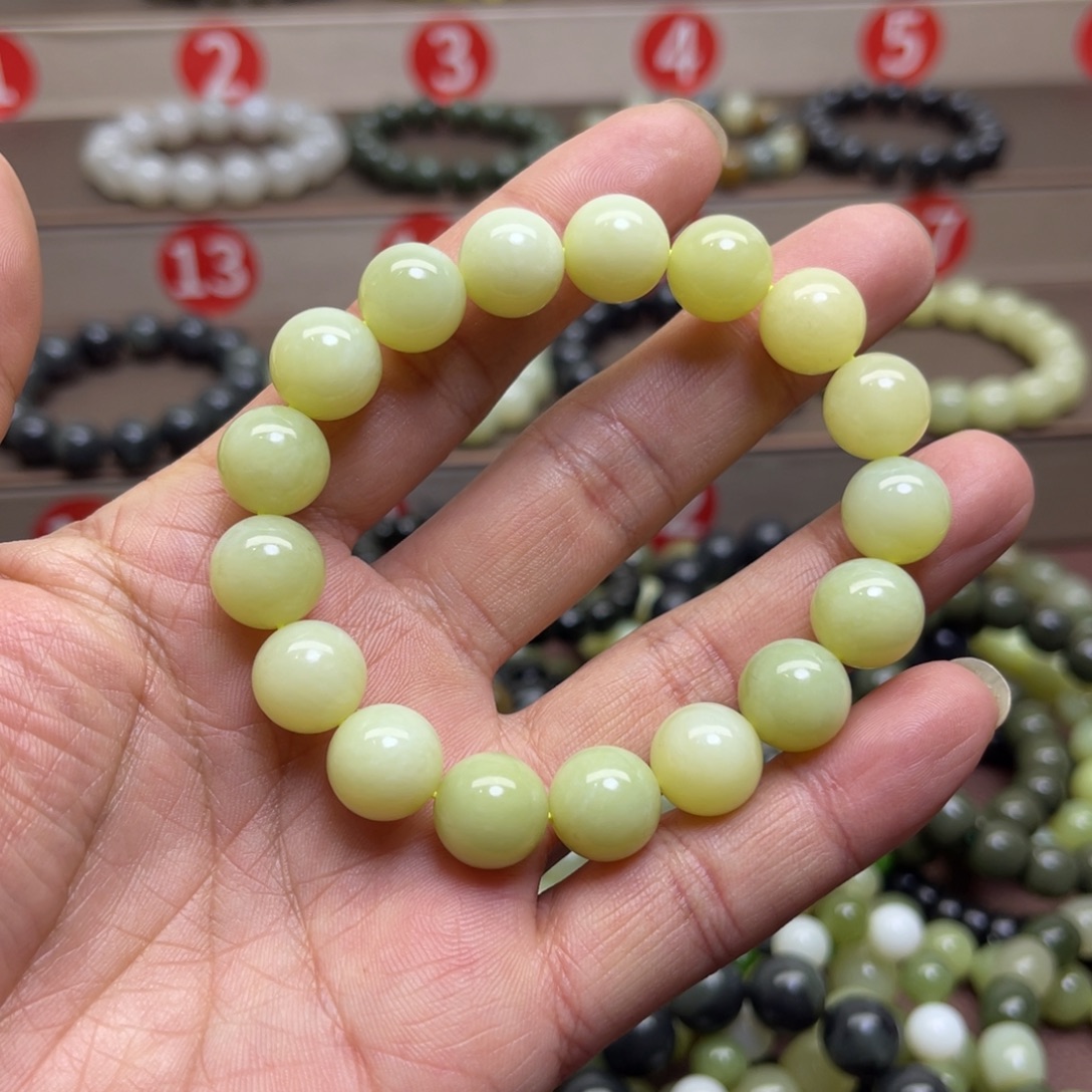 和田玉未镶嵌手链