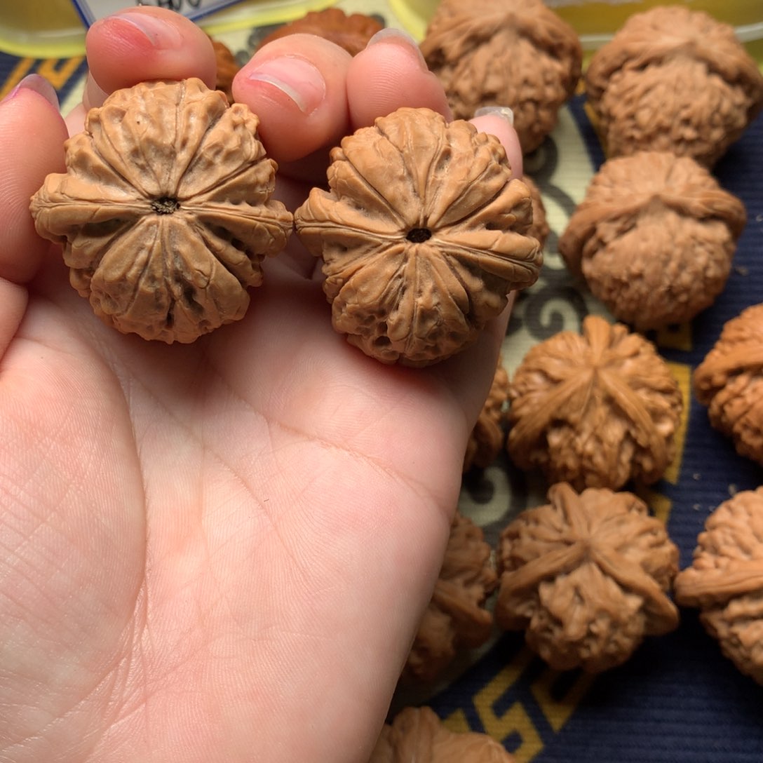 文玩核桃吊坠35.5甲骨文