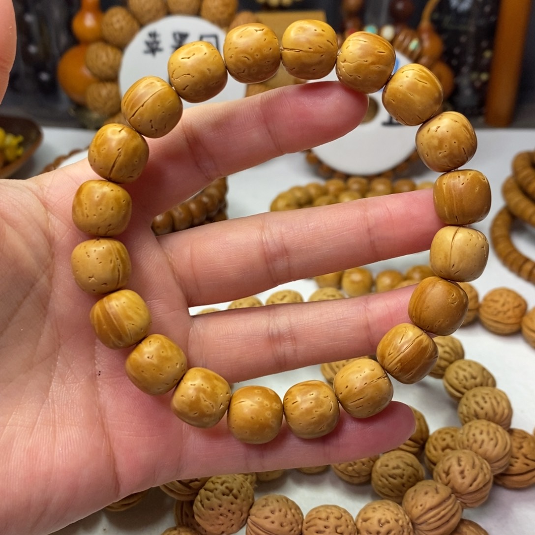 小***儿桃核手串桃核光珠老型