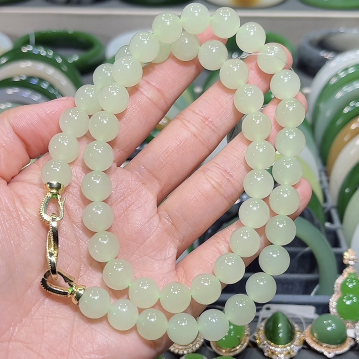 和田玉高冰起荧光晴水项链10mm