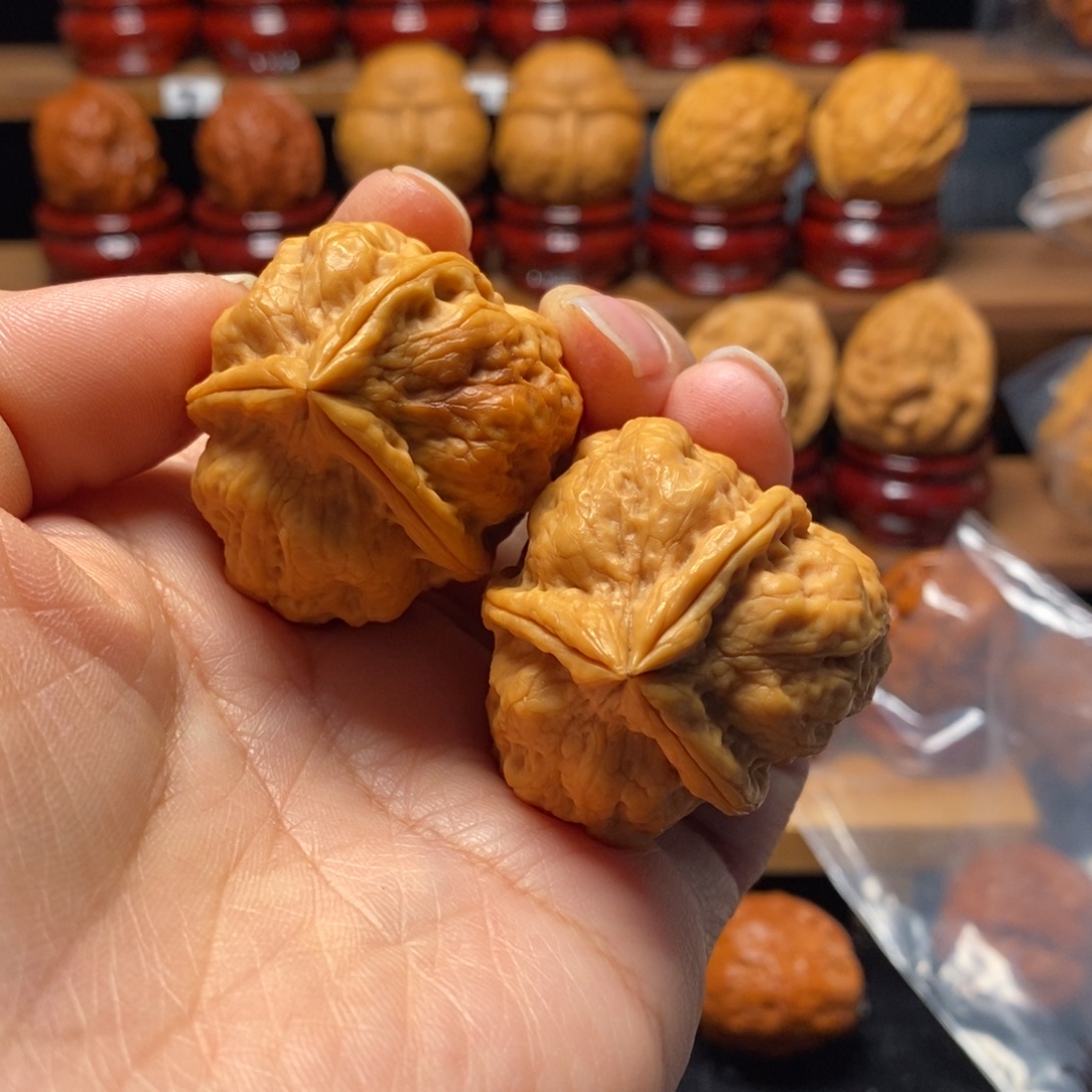 文玩核桃把件十八包39尺三棱