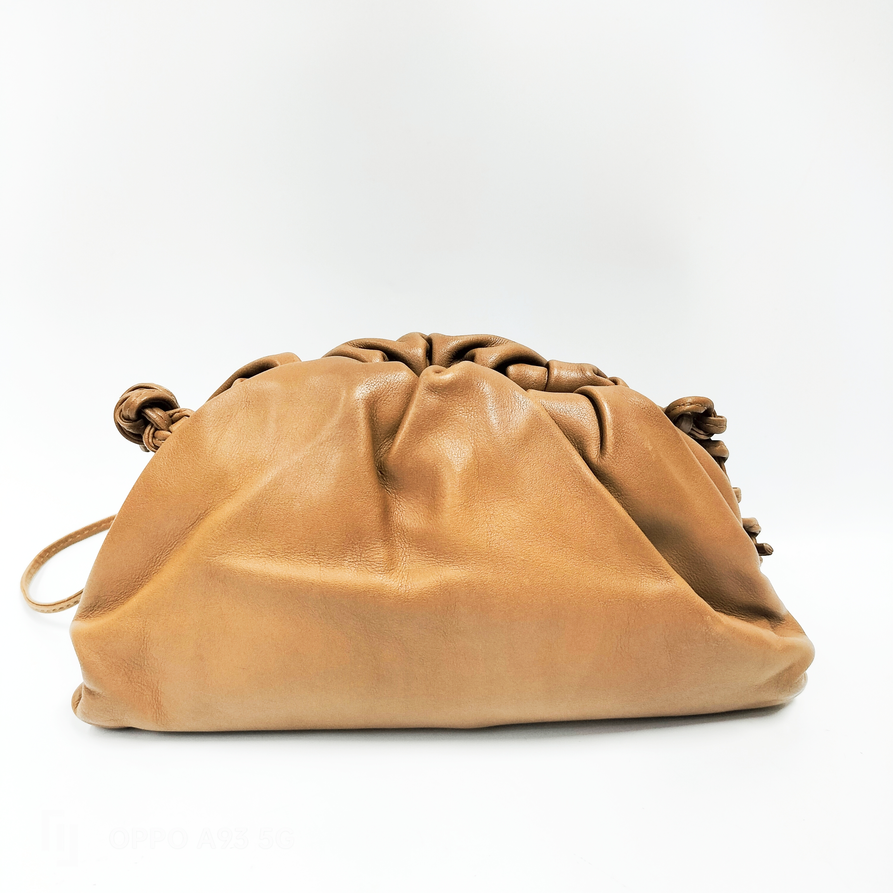 99新 BOTTEGA VENETA/葆蝶家 BV焦糖D2645 云朵包斜挎包