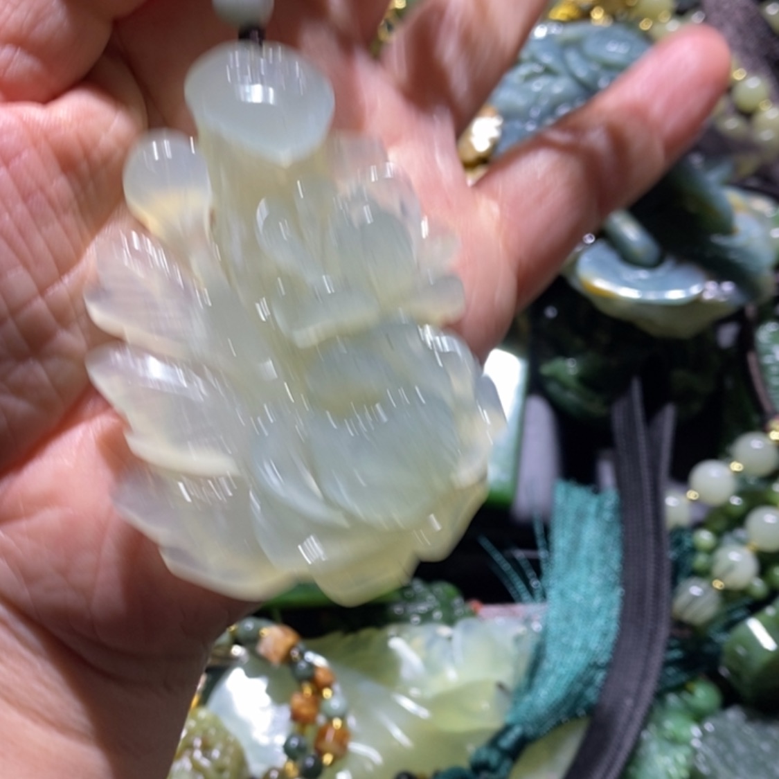 【闪购商品】岫玉毛衣链未镶嵌