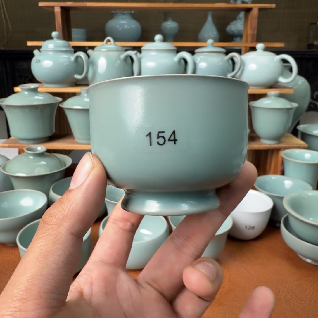 陶摆件微瑕仿古青绿高罗汉杯