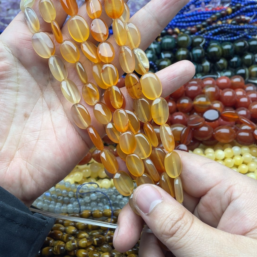 玛瑙/玉髓珠宝半成品未镶嵌一条装11mm+浅透玛瑙椭圆片