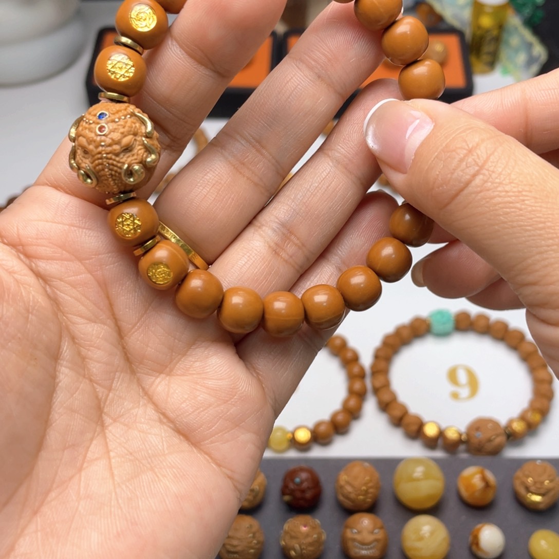 王***帅手串猴头核桃老型➕四标➕象神