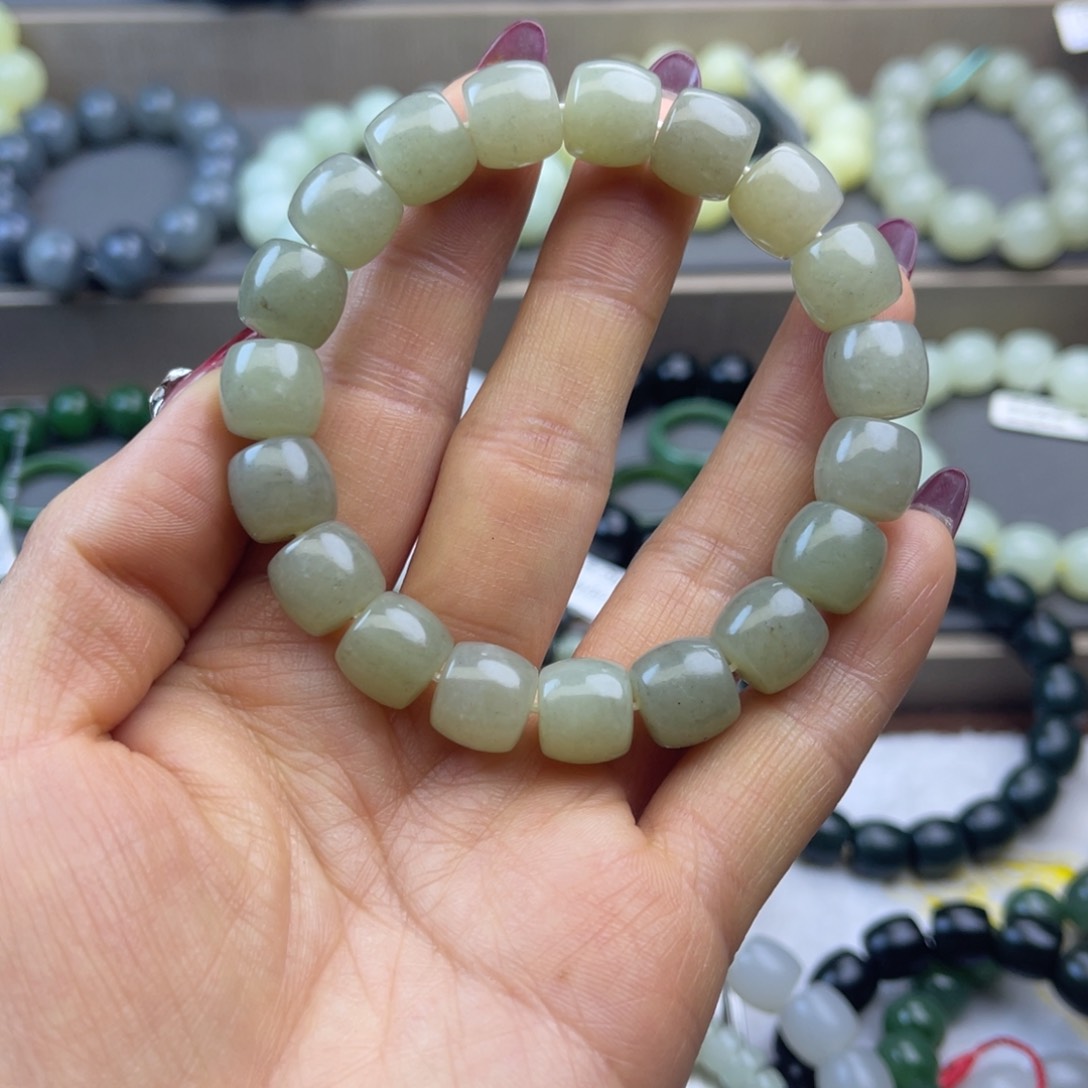 和田玉手链未镶嵌