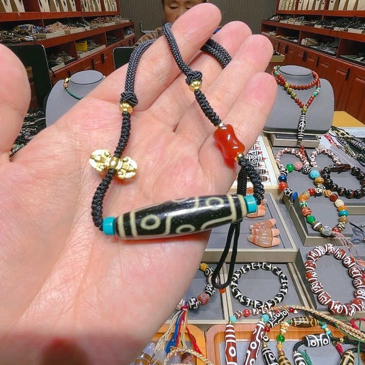 未镶嵌玛瑙/玉髓珠宝奇石