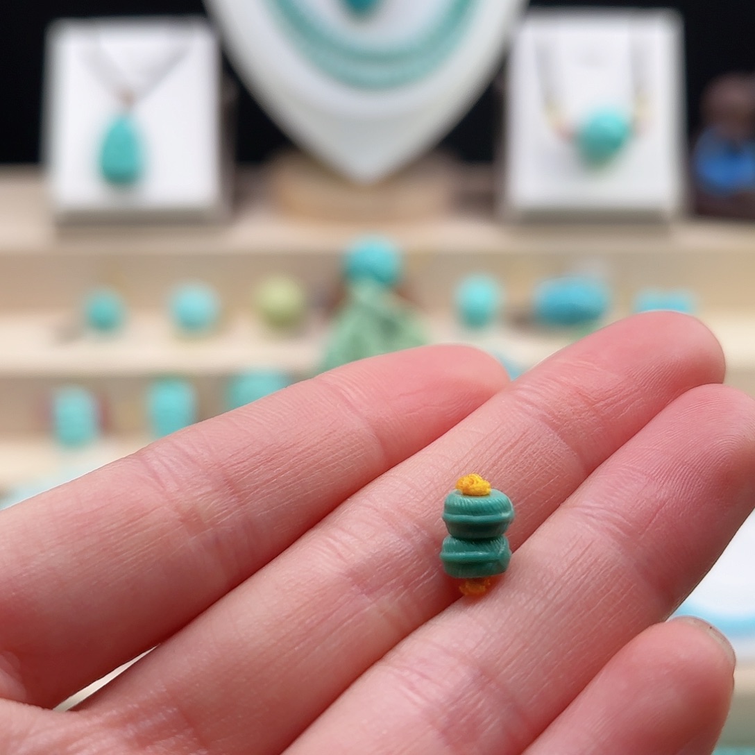 绿松石配饰未镶嵌