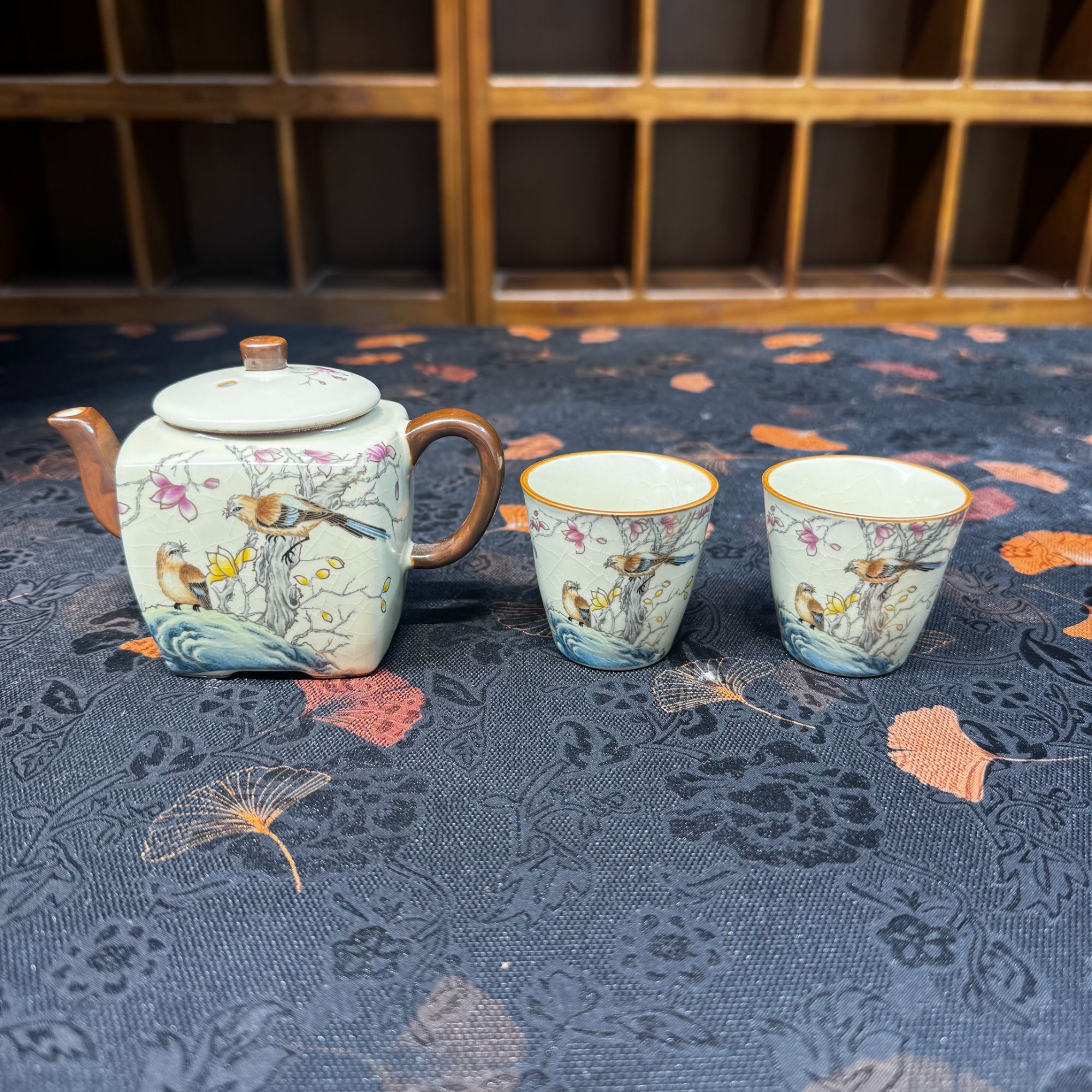 【阿涛专属】高端喜上眉梢四方茶壶带两杯mc182