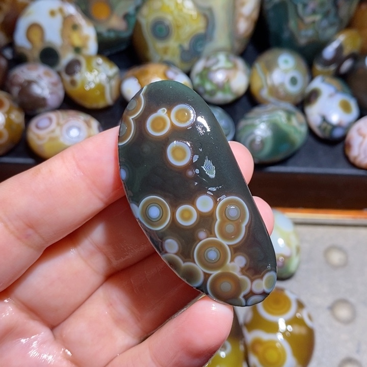 未镶嵌玛瑙/玉髓珠宝半成品50