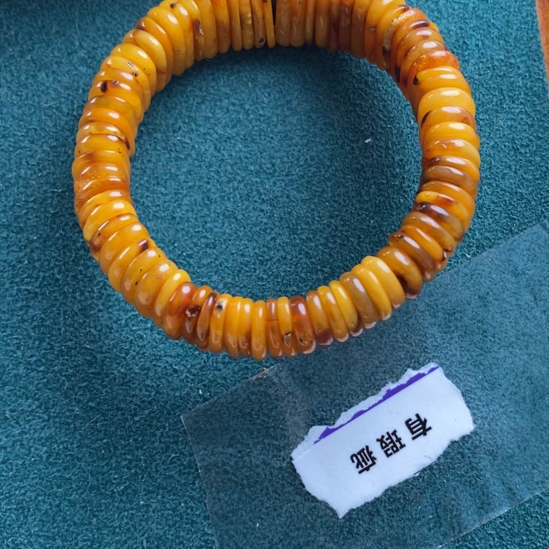 蜜蜡珠宝奇石未镶嵌