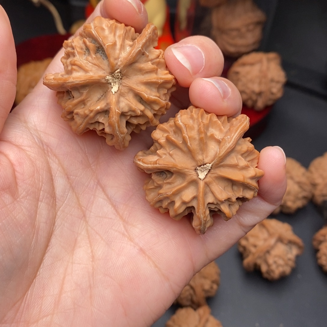 福利文玩核桃盘山三棱全品37