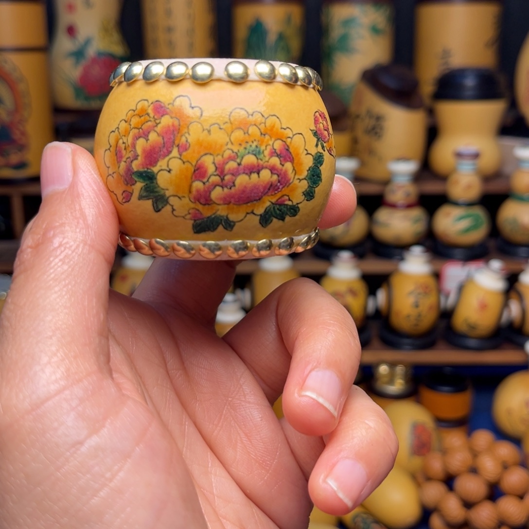 大叶紫檀（黑酸枝木类）