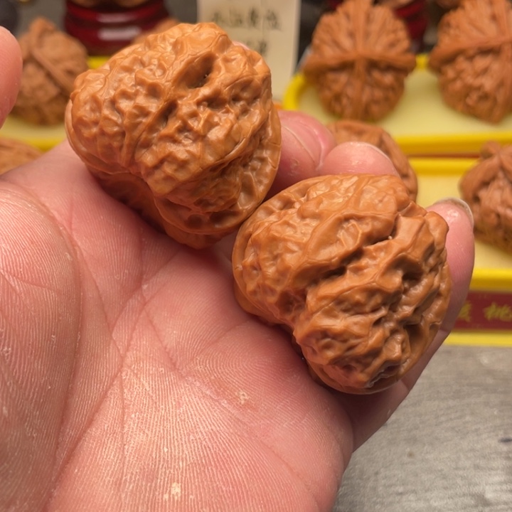 瑞***来文玩核桃吊坠蛤蟆头