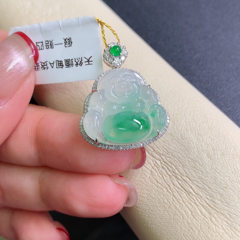 【闪购商品】翡翠颈饰18K金镶嵌佛公
