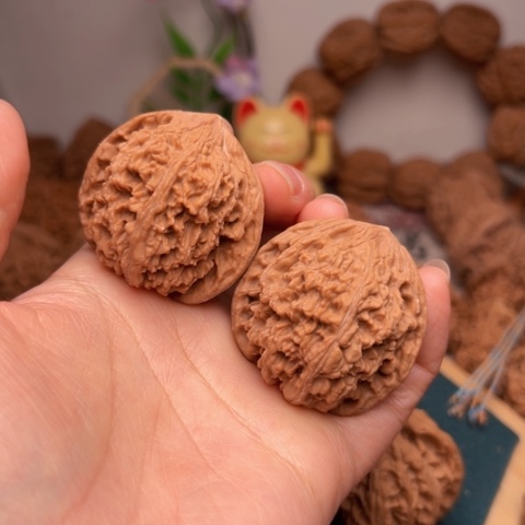 吊坠文玩核桃蓬****辉野生无名