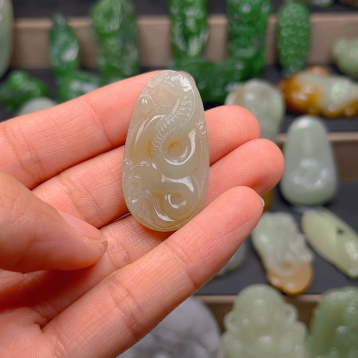 和田玉挂件未镶嵌