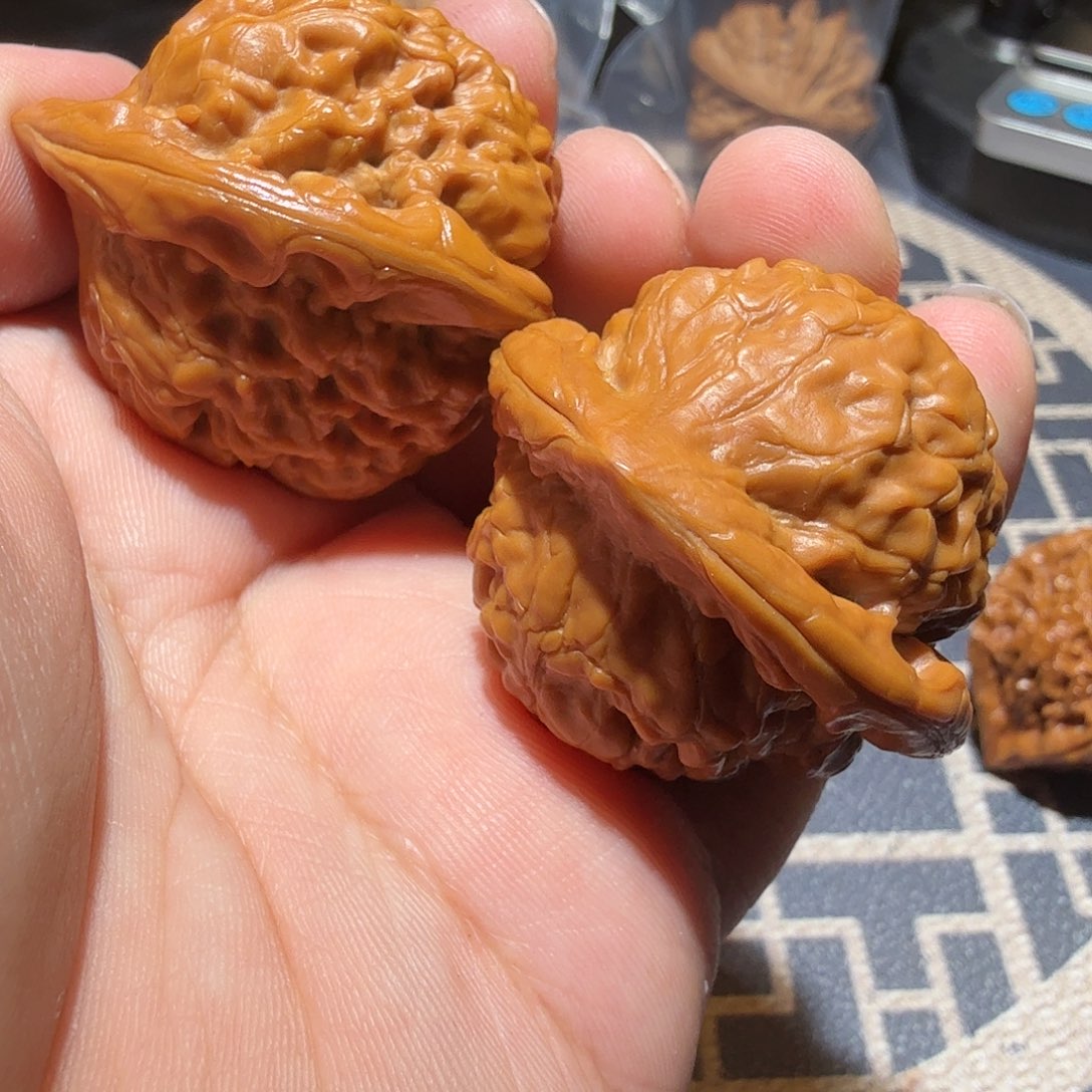 文玩核桃把件Z*j金字塔