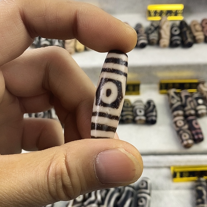 玛瑙/玉髓合金颈饰