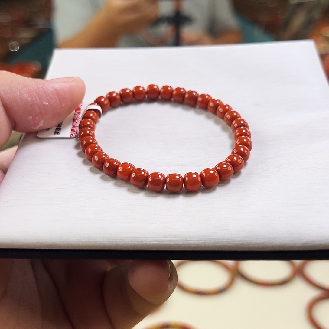南红玛瑙未镶嵌手链
