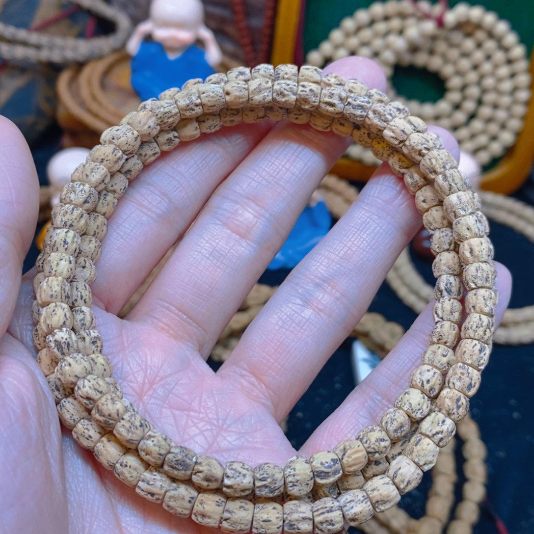 柏香籽/百香籽吊坠热振方块鬼