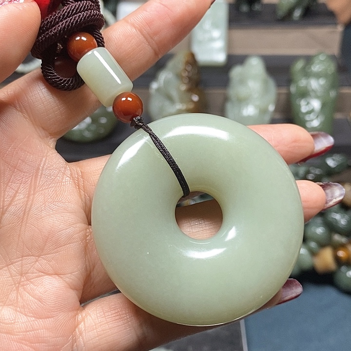 和田玉挂件未镶嵌