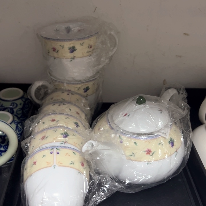 盖碗瓷器直播放漏中