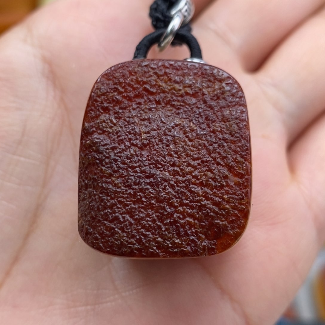 琥珀吊坠(赠链)未镶嵌