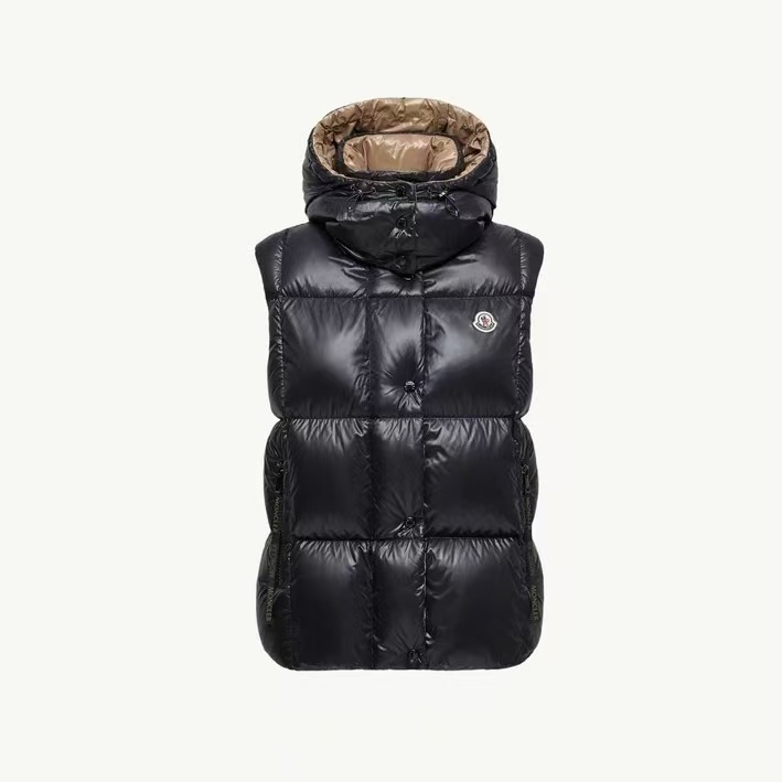 未使用 MONCLER 盟可睐25年Luzule女士宽松羽绒风帽马甲
