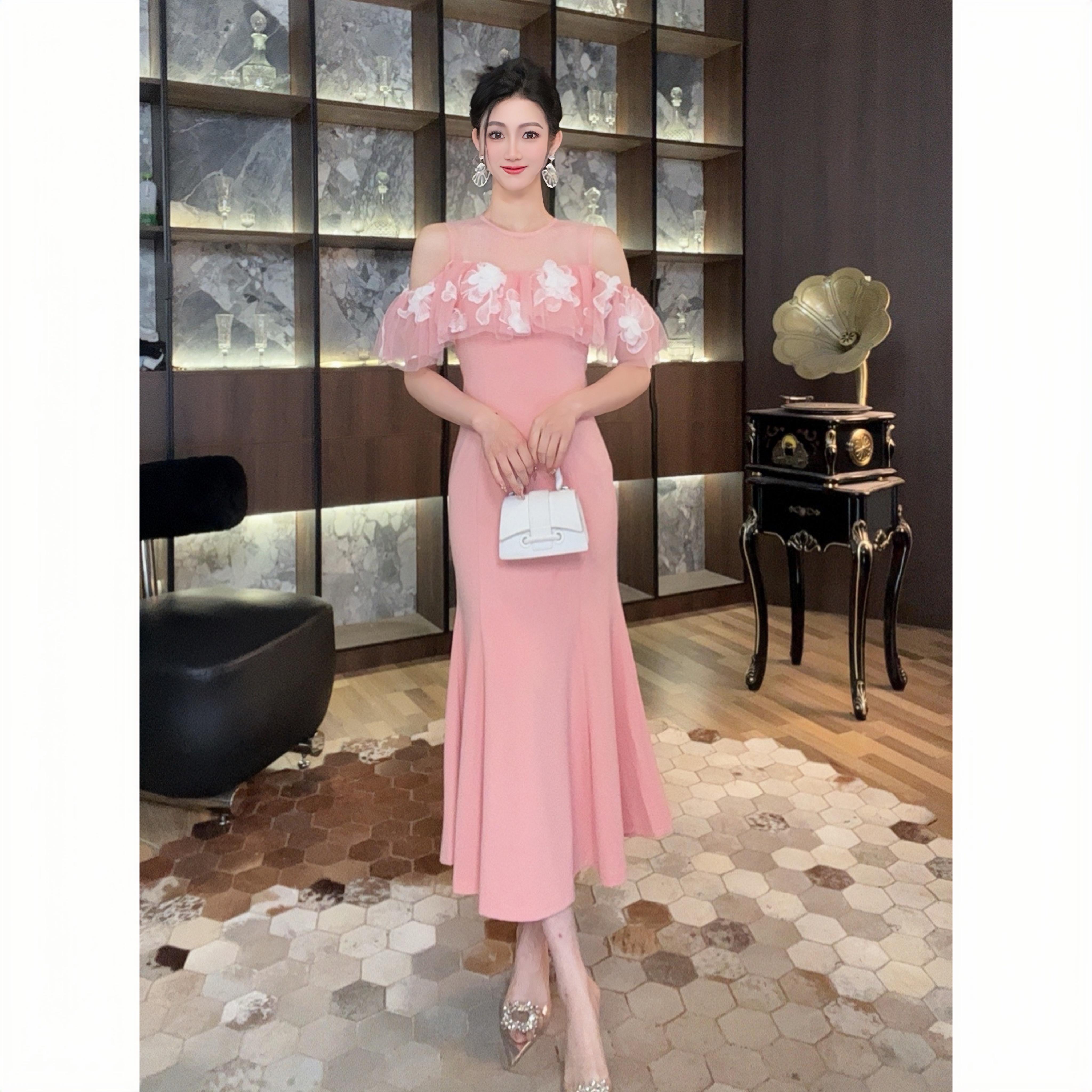 51271显瘦气质轻奢夏季法式小众复古修身收腰温柔设计感连衣裙