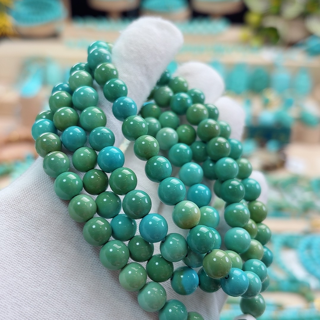 绿松石未镶嵌珠宝奇石 7.7