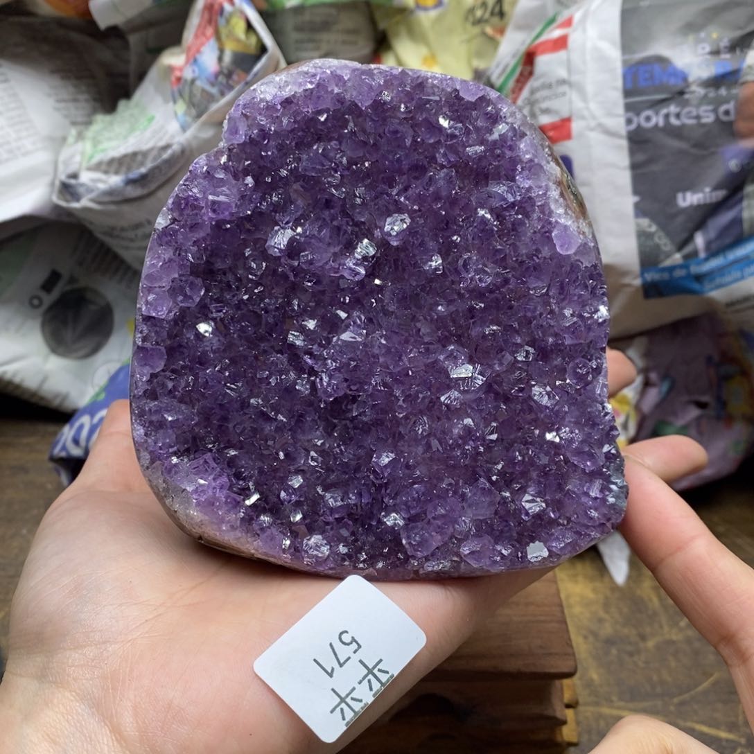 紫晶乌拉圭未镶嵌