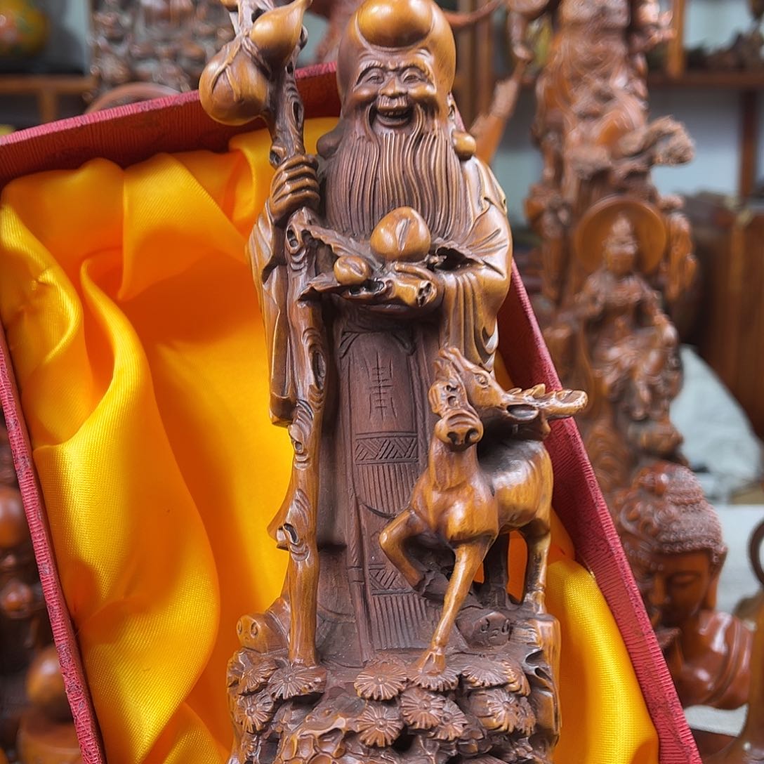 黄杨木黄杨木雕刻高度23厘米