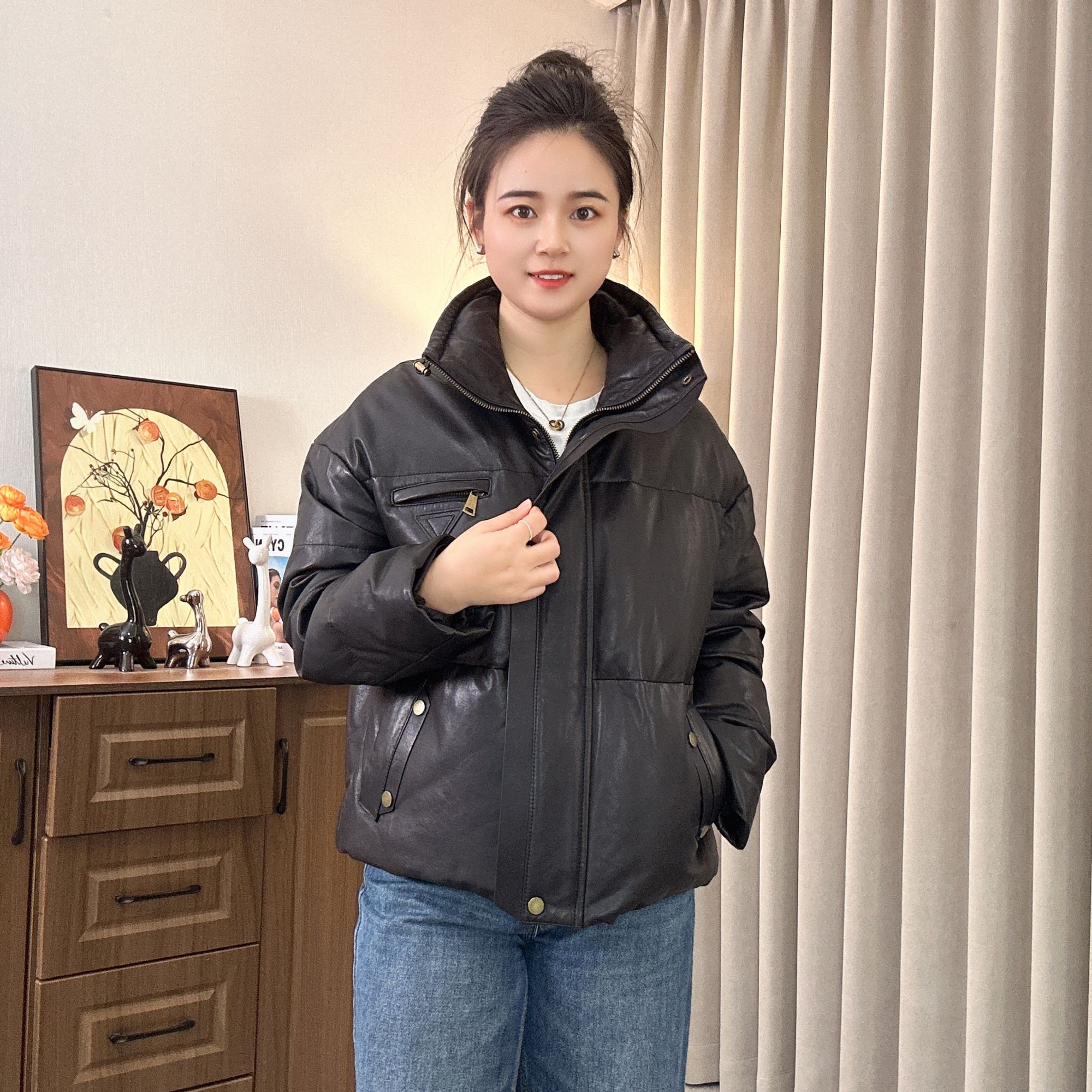 设计感潮流短款皮羽绒服女洋气时尚百搭冬装白鹅绒真皮加厚外套