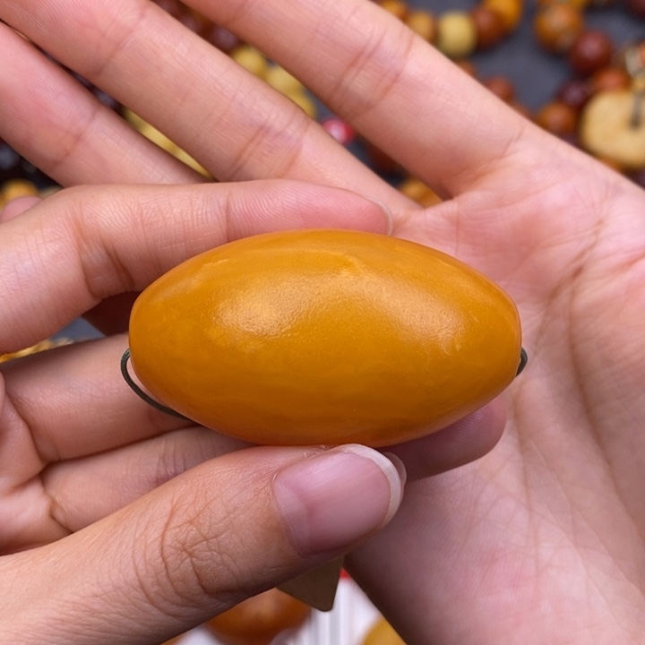 琥珀未镶嵌裸石蜜蜡M