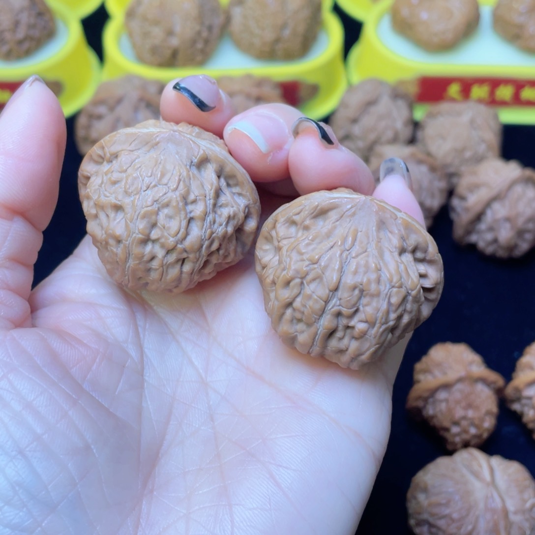 文玩核桃吊坠乾龙磨38