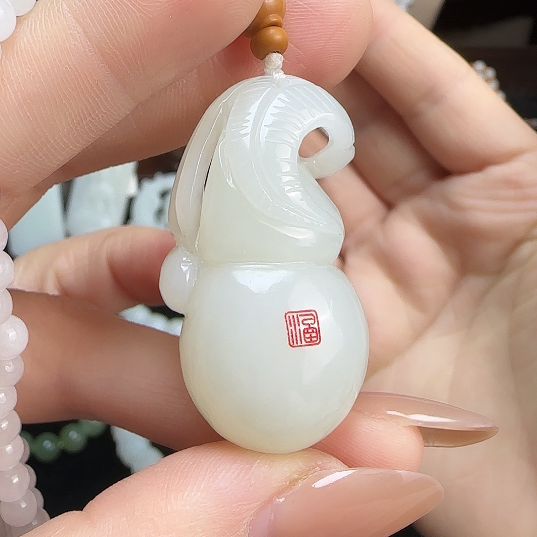 和田玉未镶嵌颈饰定制发货