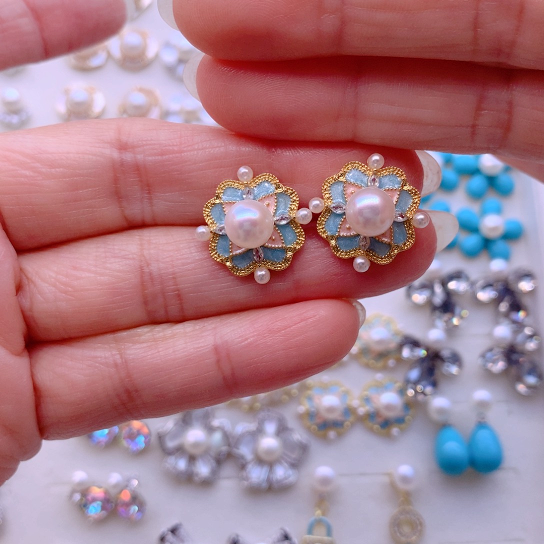 淡水珍珠合金耳饰