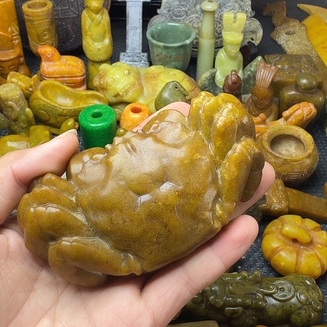 白玉菩提吊坠。。。