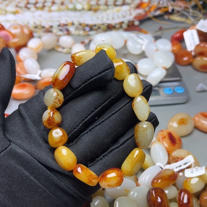 和田玉未镶嵌手链