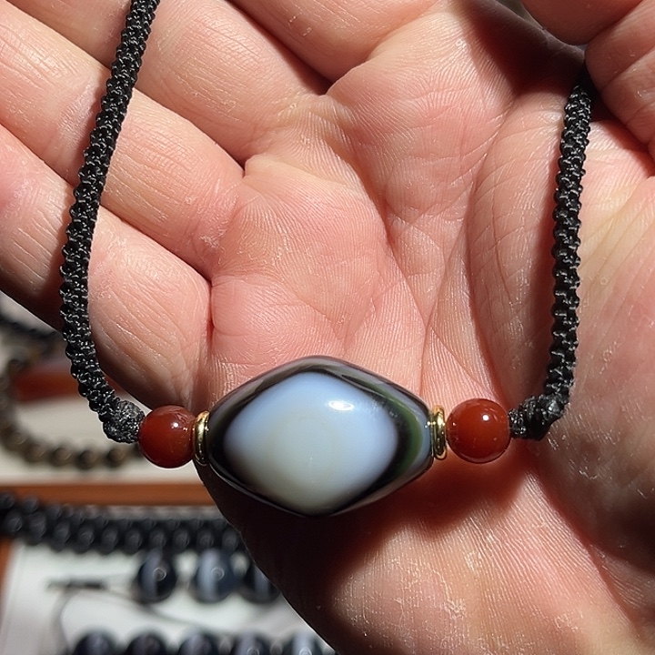 玛瑙/玉髓未镶嵌颈饰