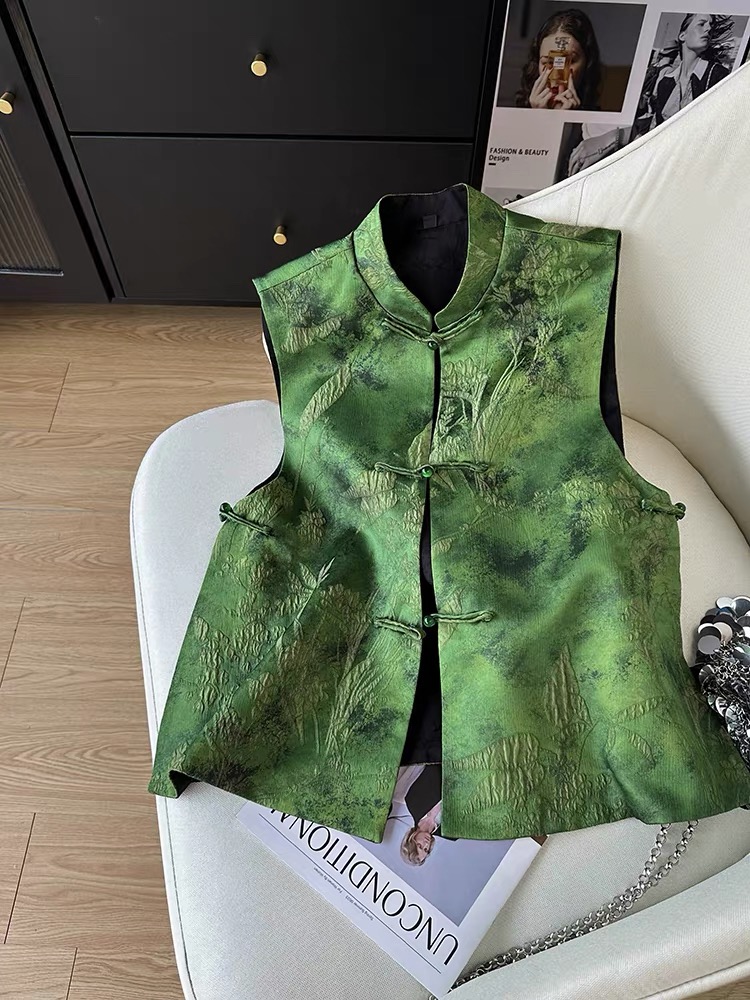 2025新中式绿色刺绣马甲复古盘扣马甲春夏单面穿叠穿上衣外套