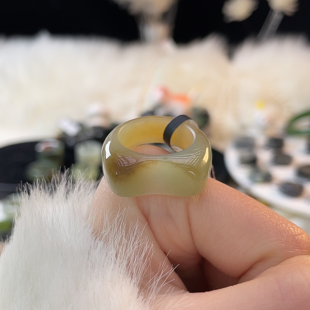 和田玉未镶嵌戒指k93蓝糖猫耳18.2mm